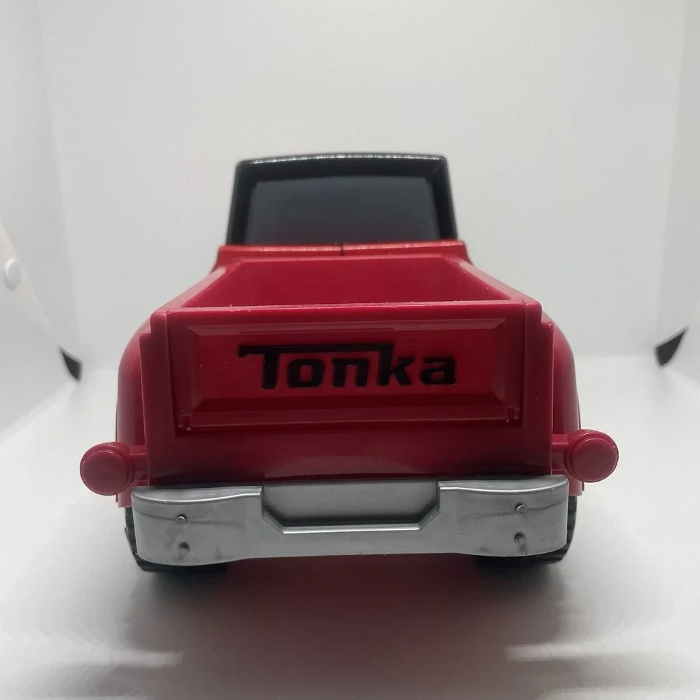 Tonka Toys Mound Minn Hasbro 2012 Red Pick Up‎ Truck Toy